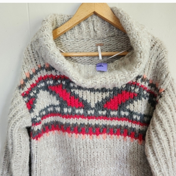 Free People Cozy Caravelli Sweater Alpaca Turtleneck — perfect for Fall! - Picture 4 of 10